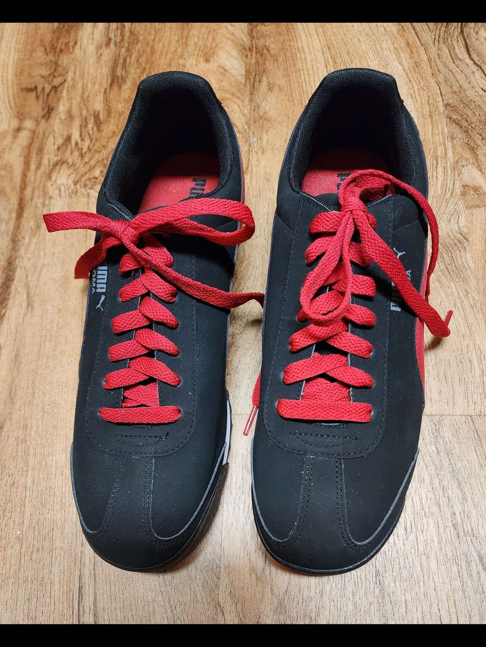 Vintage Puma Roma Men’s Black Low-Top Lace-Up Sneakers